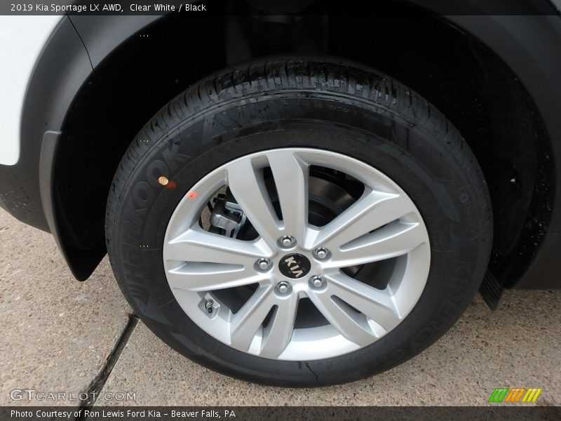 Clear White / Black 2019 Kia Sportage LX AWD