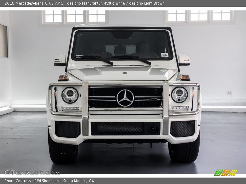 designo Manufaktur Mystic White / designo Light Brown 2018 Mercedes-Benz G 63 AMG