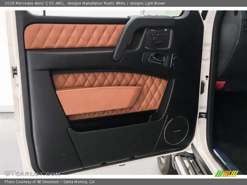 designo Manufaktur Mystic White / designo Light Brown 2018 Mercedes-Benz G 63 AMG