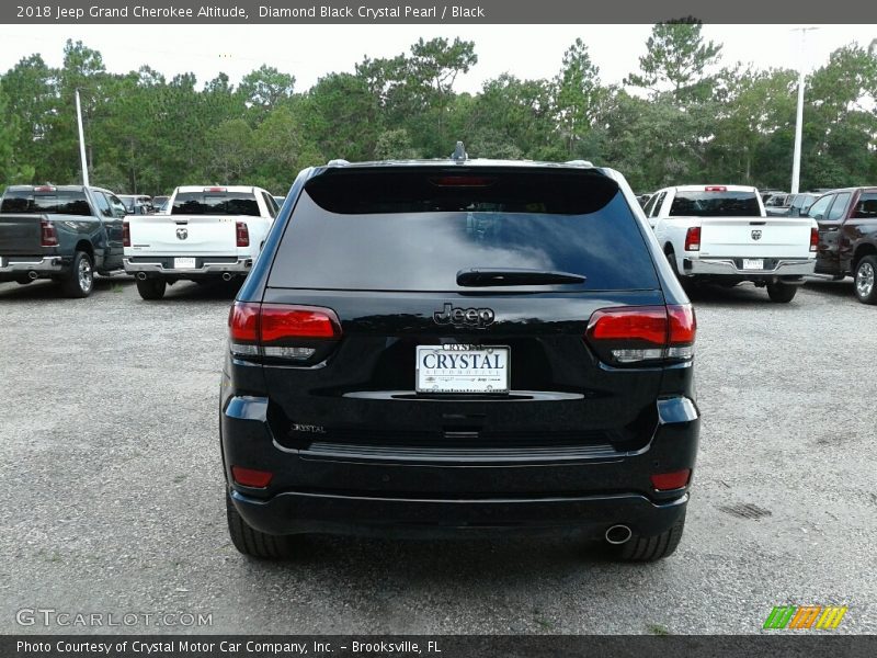 Diamond Black Crystal Pearl / Black 2018 Jeep Grand Cherokee Altitude