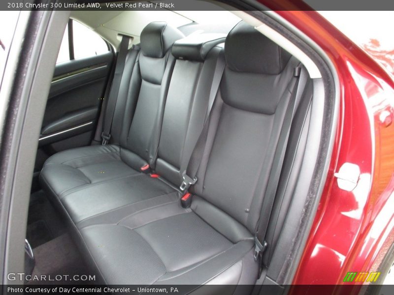 Velvet Red Pearl / Black 2018 Chrysler 300 Limited AWD