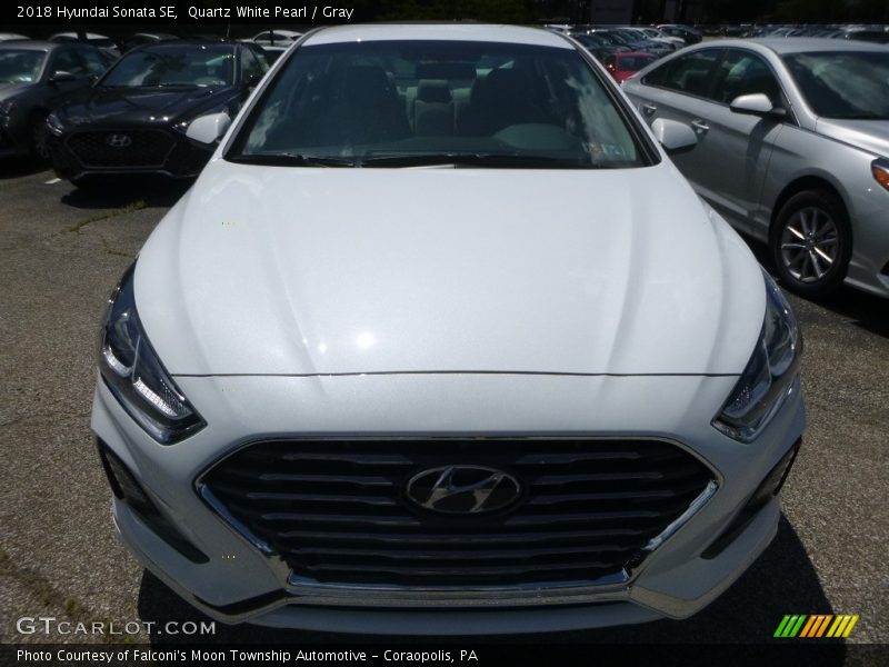 Quartz White Pearl / Gray 2018 Hyundai Sonata SE
