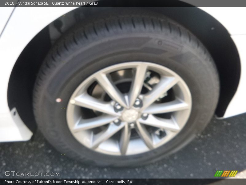 Quartz White Pearl / Gray 2018 Hyundai Sonata SE