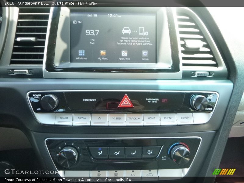 Quartz White Pearl / Gray 2018 Hyundai Sonata SE
