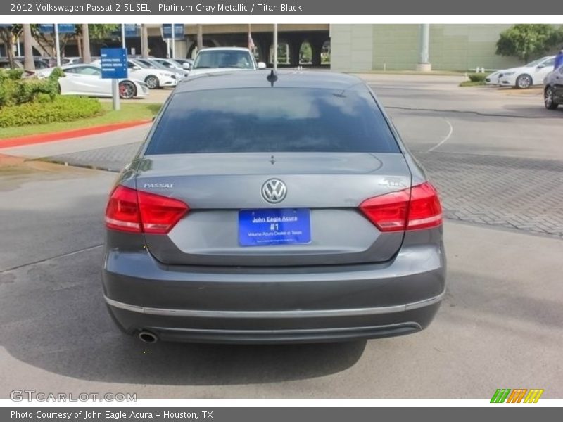 Platinum Gray Metallic / Titan Black 2012 Volkswagen Passat 2.5L SEL