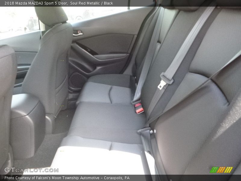 Soul Red Metallic / Black 2018 Mazda MAZDA3 Sport 5 Door