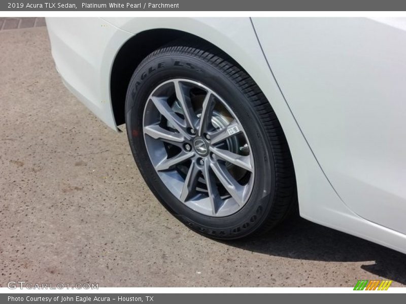 Platinum White Pearl / Parchment 2019 Acura TLX Sedan