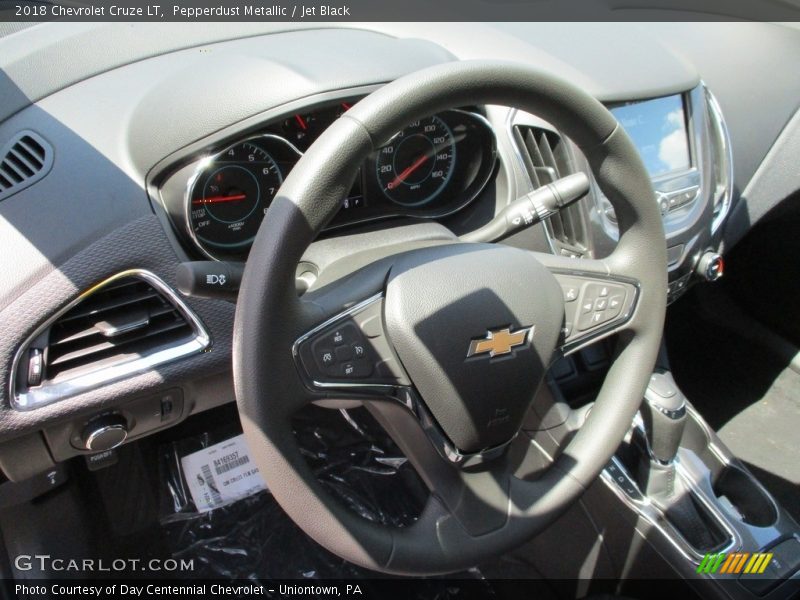 Pepperdust Metallic / Jet Black 2018 Chevrolet Cruze LT