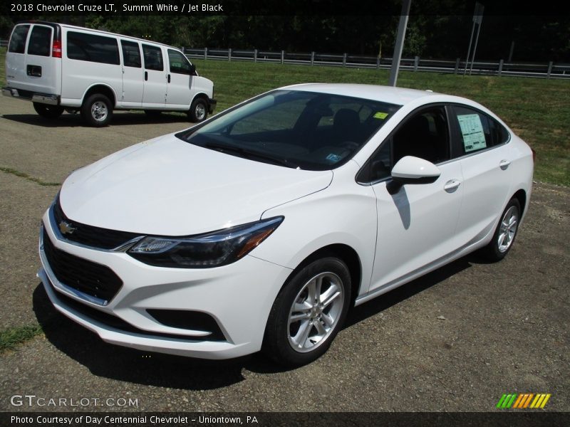 Summit White / Jet Black 2018 Chevrolet Cruze LT