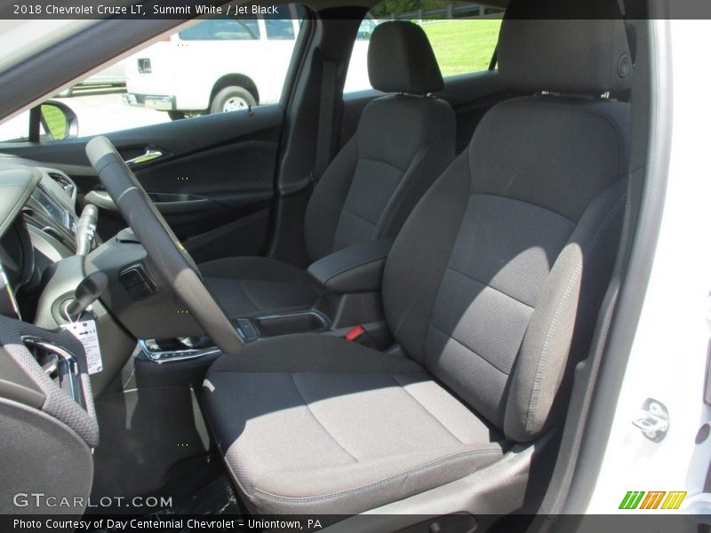 Summit White / Jet Black 2018 Chevrolet Cruze LT