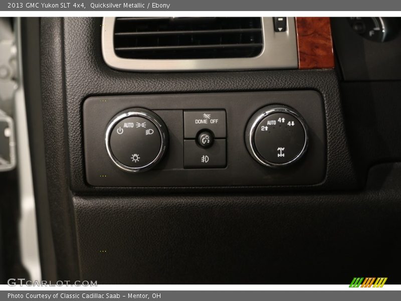 Quicksilver Metallic / Ebony 2013 GMC Yukon SLT 4x4
