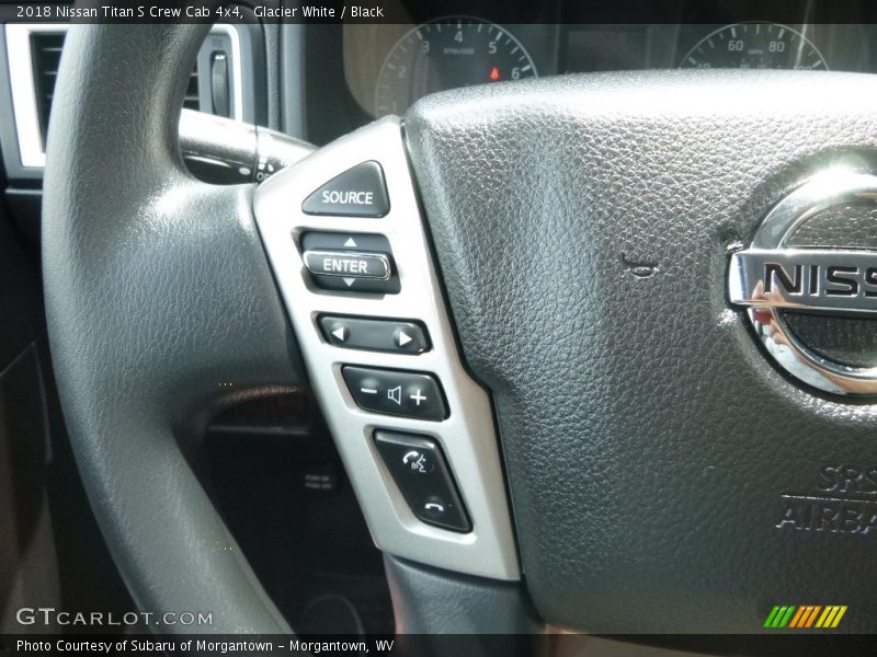 Glacier White / Black 2018 Nissan Titan S Crew Cab 4x4