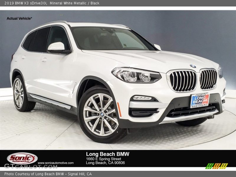 Mineral White Metallic / Black 2019 BMW X3 sDrive30i