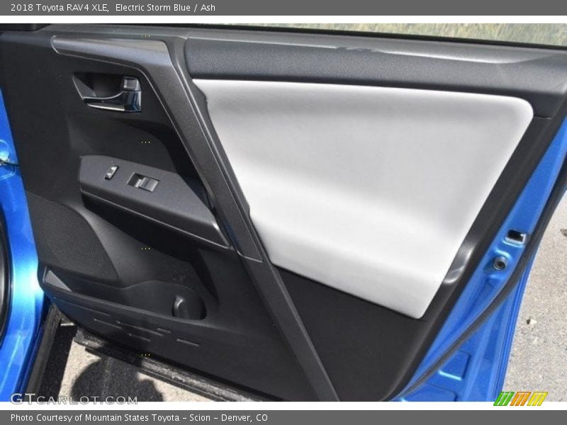 Electric Storm Blue / Ash 2018 Toyota RAV4 XLE