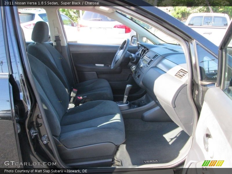 Super Black / Charcoal 2011 Nissan Versa 1.8 S Sedan