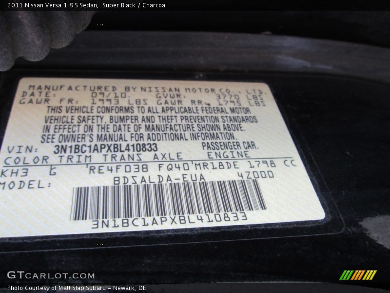 Super Black / Charcoal 2011 Nissan Versa 1.8 S Sedan