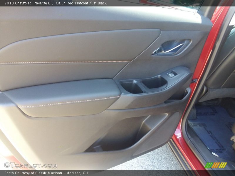 Cajun Red Tintcoat / Jet Black 2018 Chevrolet Traverse LT