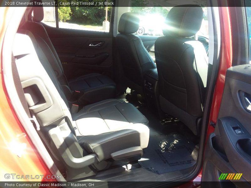 Cajun Red Tintcoat / Jet Black 2018 Chevrolet Traverse LT