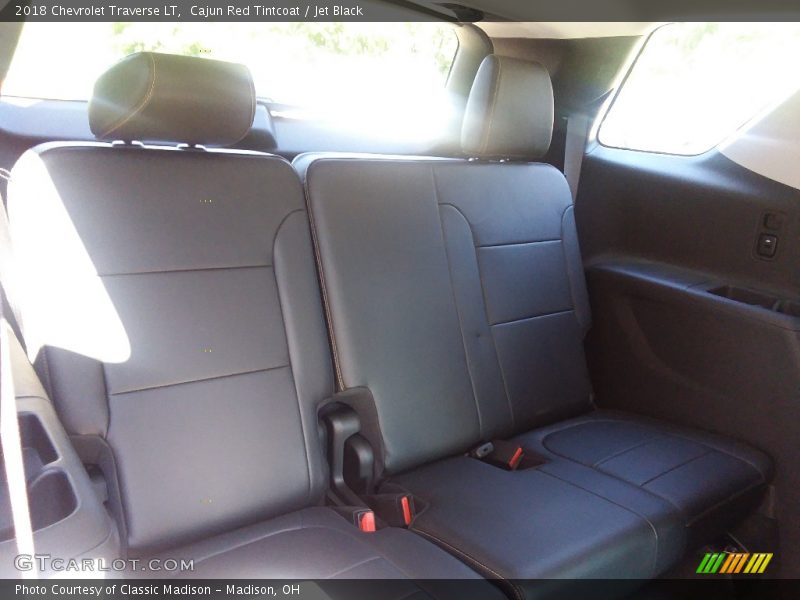 Cajun Red Tintcoat / Jet Black 2018 Chevrolet Traverse LT