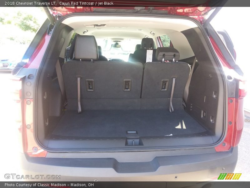 Cajun Red Tintcoat / Jet Black 2018 Chevrolet Traverse LT