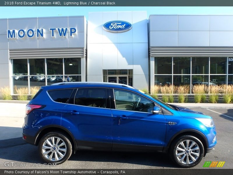 Lightning Blue / Charcoal Black 2018 Ford Escape Titanium 4WD