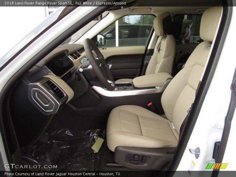 Fuji White / Espresso/Almond 2018 Land Rover Range Rover Sport SE