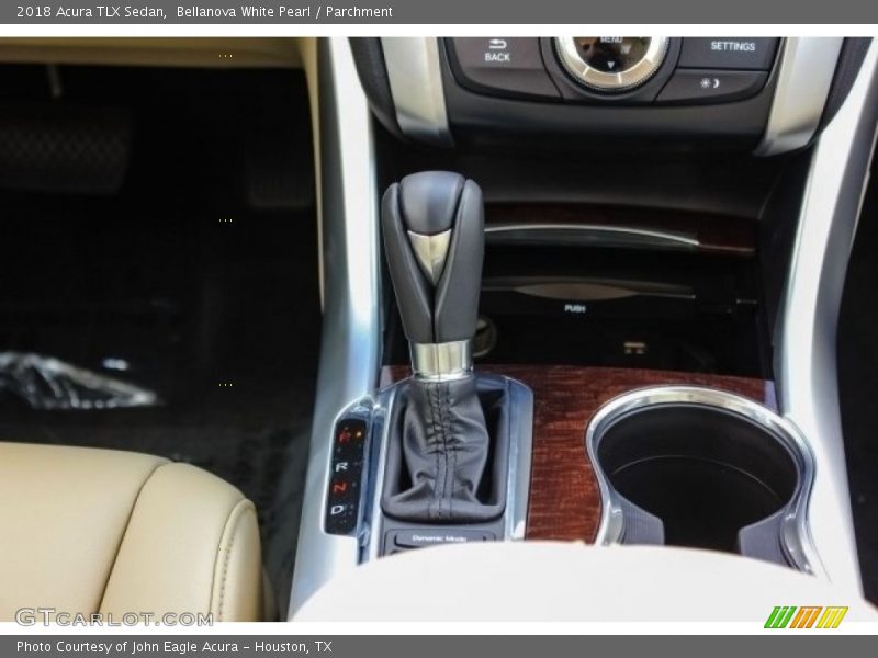 Bellanova White Pearl / Parchment 2018 Acura TLX Sedan
