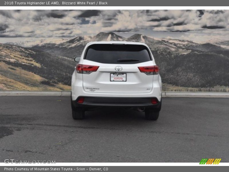 Blizzard White Pearl / Black 2018 Toyota Highlander LE AWD