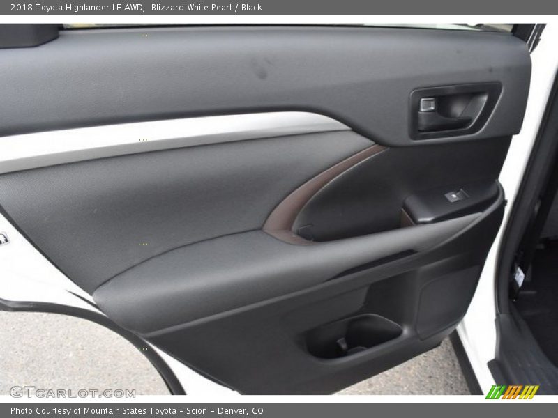 Blizzard White Pearl / Black 2018 Toyota Highlander LE AWD