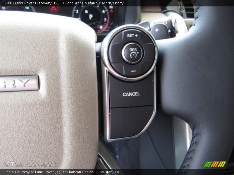 Yulong White Metallic / Acorn/Ebony 2018 Land Rover Discovery HSE