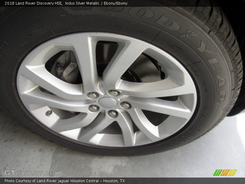 Indus Silver Metallic / Ebony/Ebony 2018 Land Rover Discovery HSE