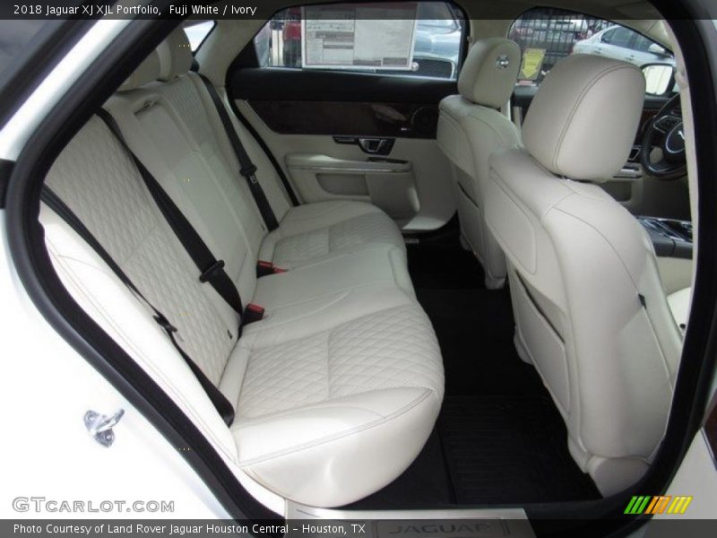 Fuji White / Ivory 2018 Jaguar XJ XJL Portfolio