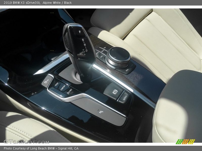 Alpine White / Black 2019 BMW X3 sDrive30i