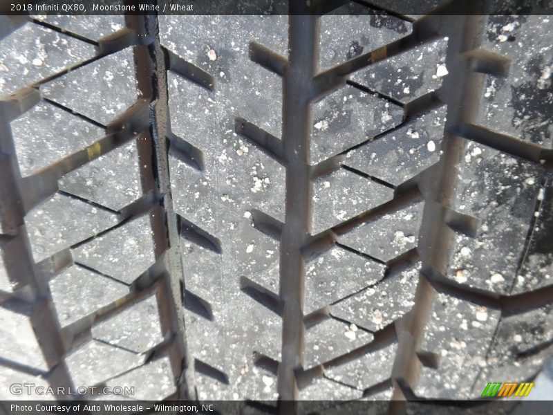 Moonstone White / Wheat 2018 Infiniti QX80