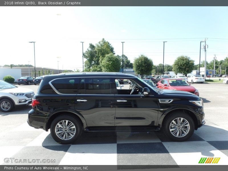 Black Obsidian / Graphite 2018 Infiniti QX80