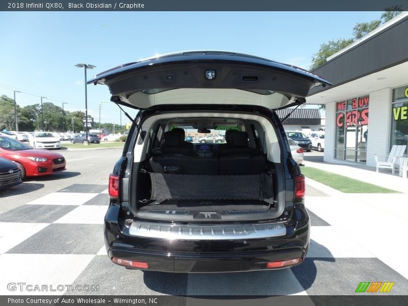 Black Obsidian / Graphite 2018 Infiniti QX80