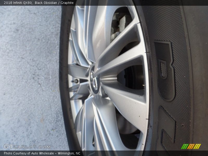 Black Obsidian / Graphite 2018 Infiniti QX80