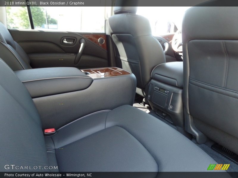 Black Obsidian / Graphite 2018 Infiniti QX80