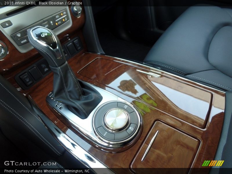 Black Obsidian / Graphite 2018 Infiniti QX80