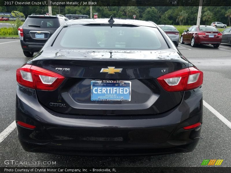 Tungsten Metallic / Jet Black 2017 Chevrolet Cruze LT