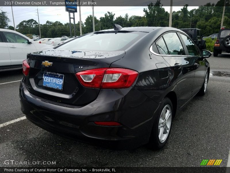 Tungsten Metallic / Jet Black 2017 Chevrolet Cruze LT