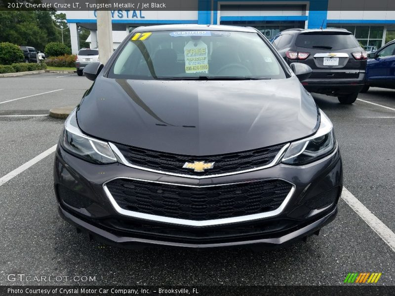 Tungsten Metallic / Jet Black 2017 Chevrolet Cruze LT