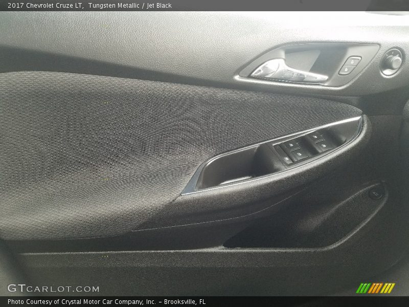 Tungsten Metallic / Jet Black 2017 Chevrolet Cruze LT