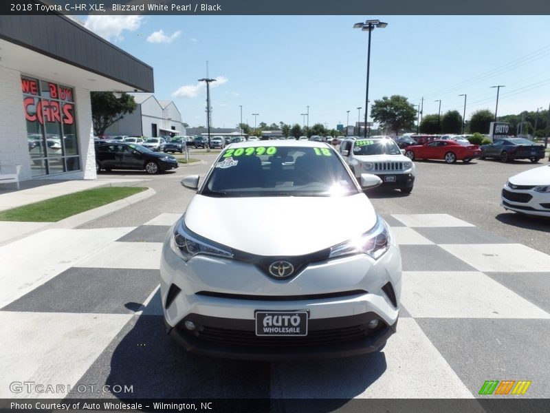 Blizzard White Pearl / Black 2018 Toyota C-HR XLE