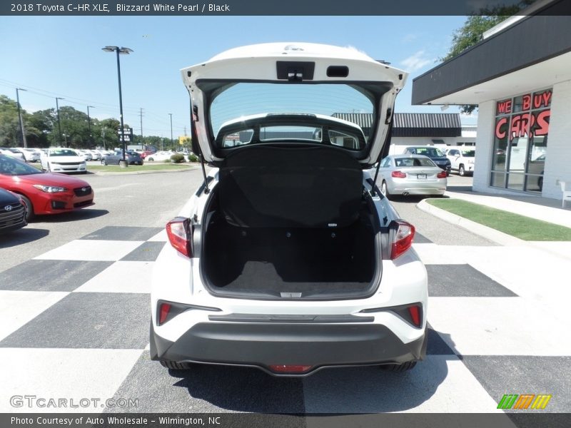 Blizzard White Pearl / Black 2018 Toyota C-HR XLE