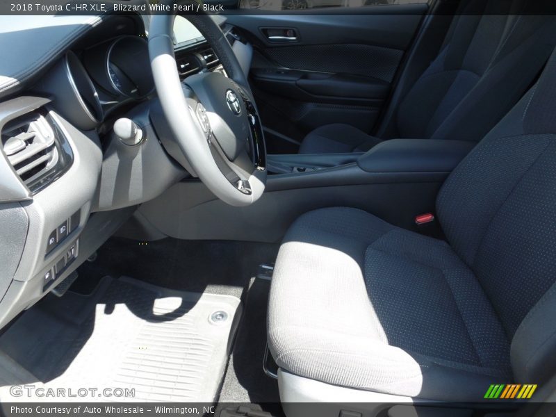 Blizzard White Pearl / Black 2018 Toyota C-HR XLE