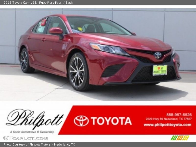 Ruby Flare Pearl / Black 2018 Toyota Camry SE