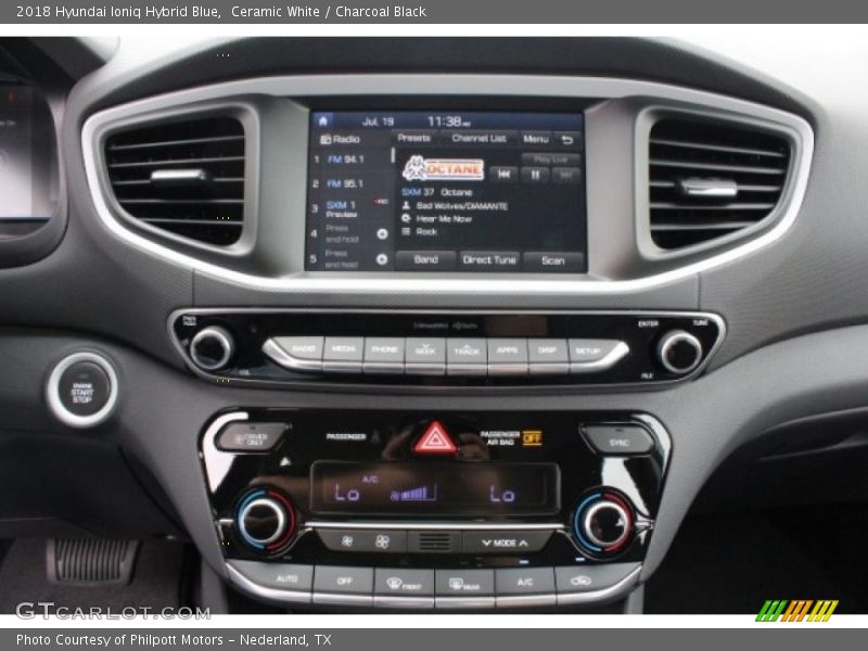 Ceramic White / Charcoal Black 2018 Hyundai Ioniq Hybrid Blue