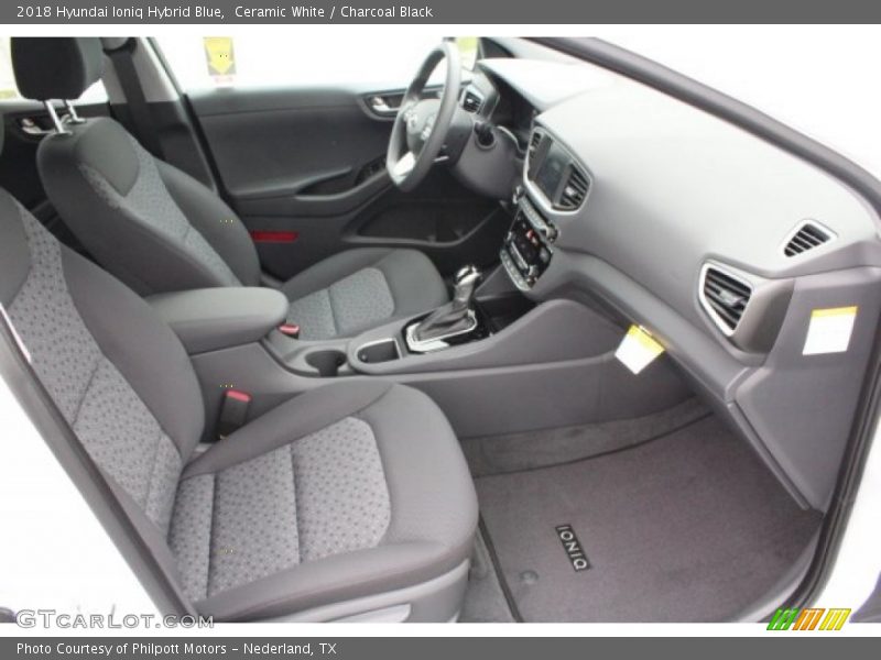 Ceramic White / Charcoal Black 2018 Hyundai Ioniq Hybrid Blue