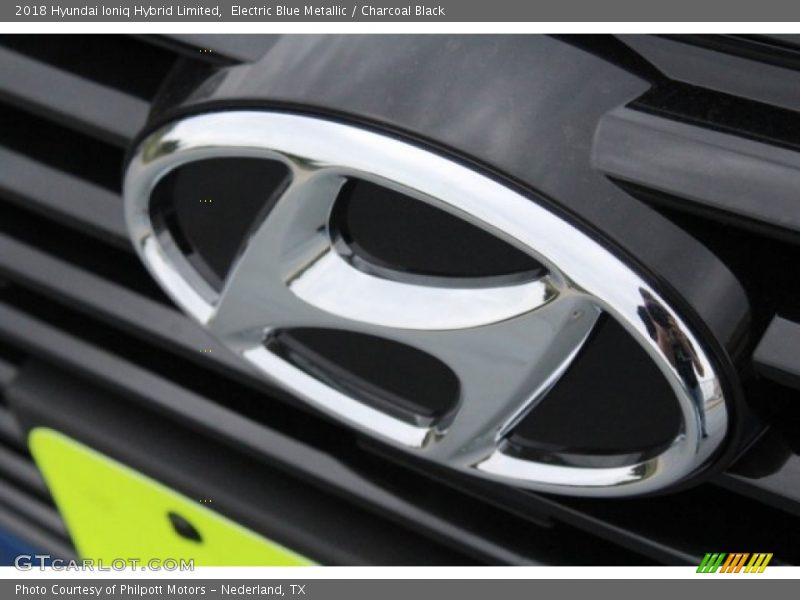 Electric Blue Metallic / Charcoal Black 2018 Hyundai Ioniq Hybrid Limited